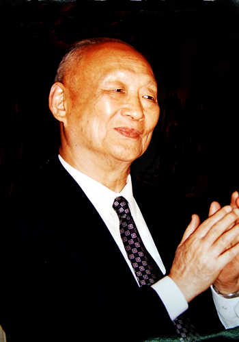 鄧墾老校長